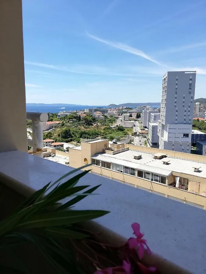 Apartments Papedoni Split 0*,